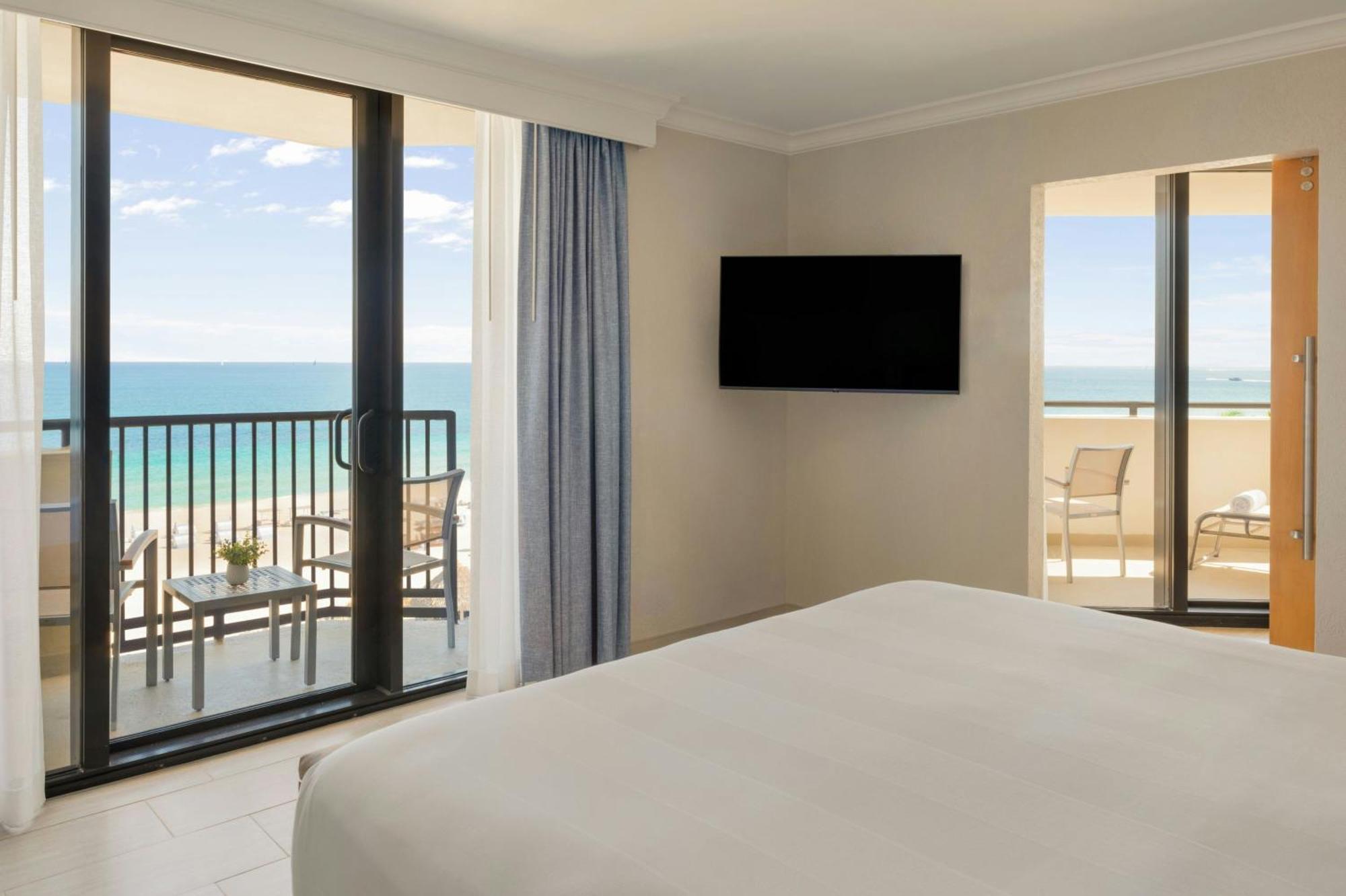 Fort Lauderdale Marriott Harbor Beach Resort & Spa Bagian luar foto